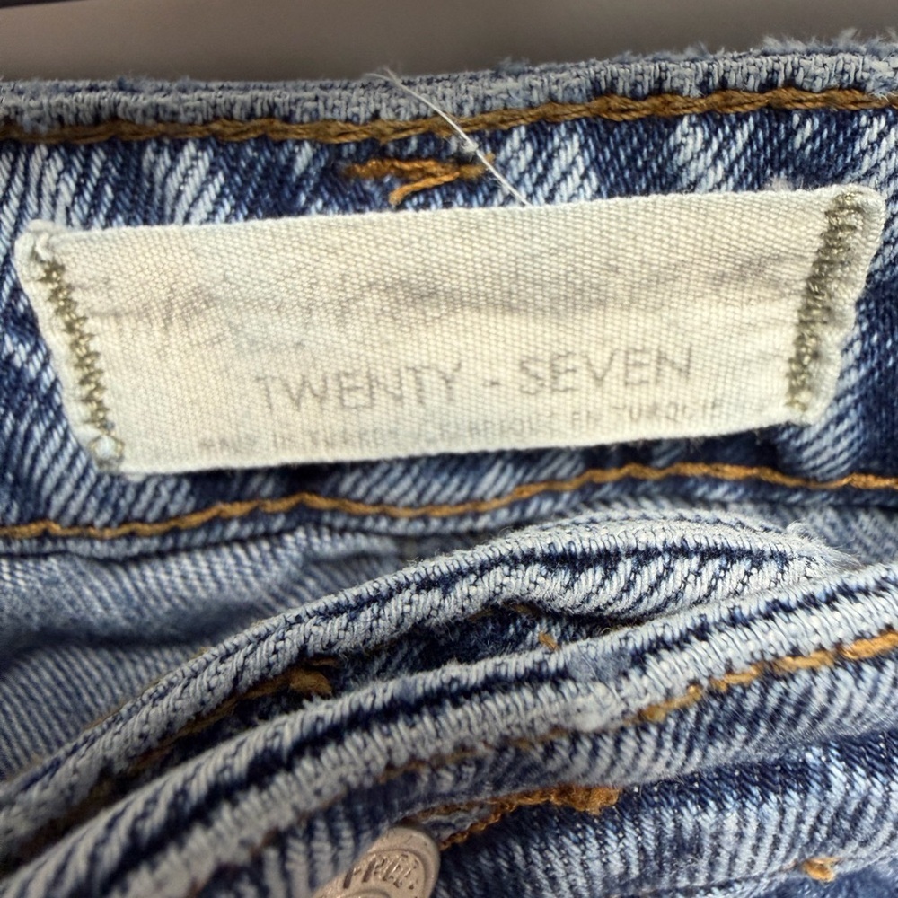 We The Free by Free People Dakota Straight Leg Distressed Fray Hem Jeans Size 27 - Picture 6 of 11